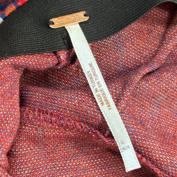 FREE PEOPLE Clean Crop Flare Pant XS 0 Ikat Tribal Print Pull On Stretch Boho - Picture 7 of 9